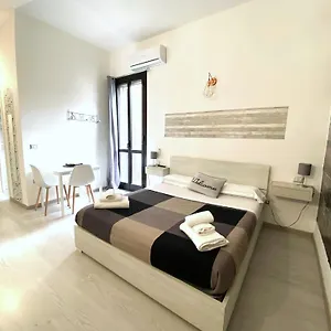 Newhouse Crispi 78 Apartament